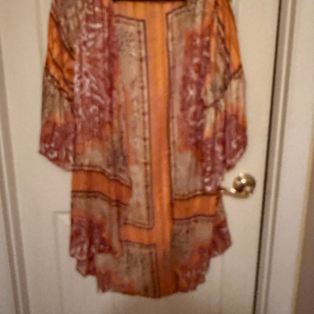 Umgee Vibrant Orange and Red Floral Kimono